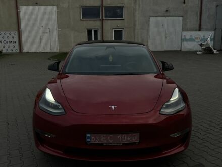 Красный Тесла Модель 3, объемом двигателя 0 л и пробегом 105 тыс. км за 17500 $, фото 1 на Automoto.ua