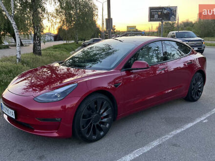 Красный Тесла Модель 3, объемом двигателя 0 л и пробегом 22 тыс. км за 28000 $, фото 1 на Automoto.ua