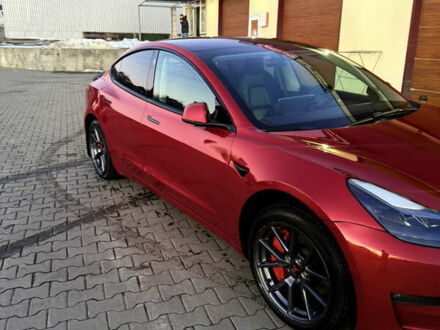 Красный Тесла Модель 3, объемом двигателя 0 л и пробегом 101 тыс. км за 22500 $, фото 1 на Automoto.ua