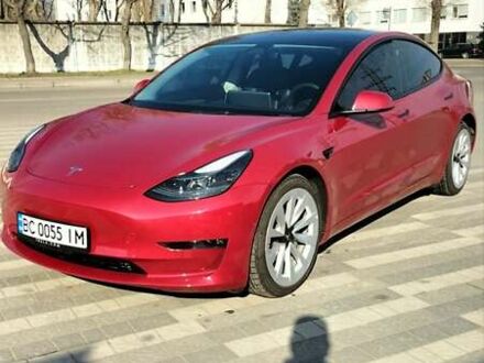 Тесла Модель 3 2022 у Львові на Automoto.ua Червоний Тесла Модель 3, об'ємом двигуна 0 л та пробігом 28 тис. км за 20300 $, фото 1 на Automoto.ua
