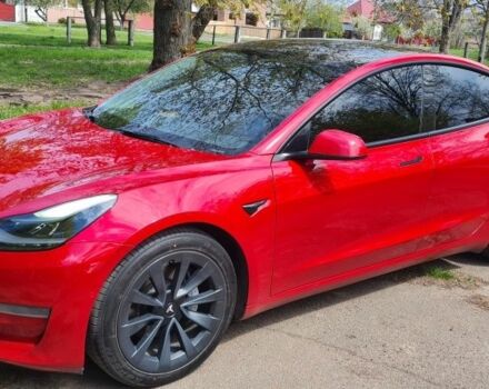 Красный Тесла Модель 3, объемом двигателя 0 л и пробегом 160 тыс. км за 18500 $, фото 1 на Automoto.ua