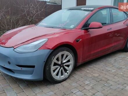 Красный Тесла Модель 3, объемом двигателя 0 л и пробегом 105 тыс. км за 15900 $, фото 1 на Automoto.ua