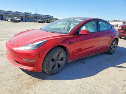 Красный Тесла Модель 3, объемом двигателя 0 л и пробегом 43 тыс. км за 5500 $, фото 1 на Automoto.ua