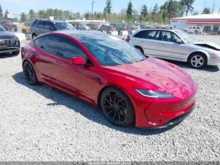 Тесла Модель 3 2024 у Львові на Automoto.ua Червоний Тесла Модель 3, об'ємом двигуна 0 л та пробігом 4 тис. км за 13000 $, фото 1 на Automoto.ua
