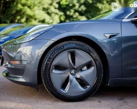Тесла Модель 3, объемом двигателя 0 л и пробегом 110 тыс. км за 32999 $, фото 1 на Automoto.ua