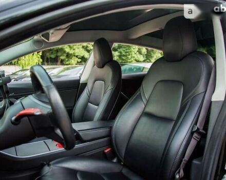 Тесла Модель 3, объемом двигателя 0 л и пробегом 94 тыс. км за 34999 $, фото 10 на Automoto.ua