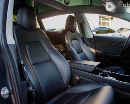 Тесла Модель 3, объемом двигателя 0 л и пробегом 110 тыс. км за 32999 $, фото 10 на Automoto.ua