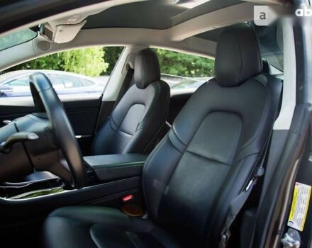 Тесла Модель 3, объемом двигателя 0 л и пробегом 116 тыс. км за 29500 $, фото 10 на Automoto.ua