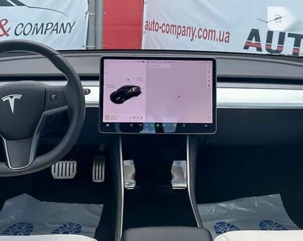 Тесла Модель 3, объемом двигателя 0 л и пробегом 111 тыс. км за 35950 $, фото 14 на Automoto.ua