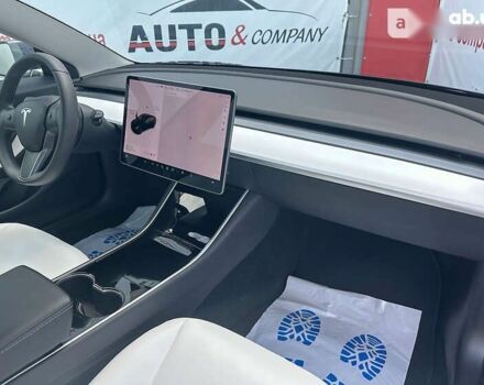 Тесла Модель 3, объемом двигателя 0 л и пробегом 111 тыс. км за 35950 $, фото 13 на Automoto.ua