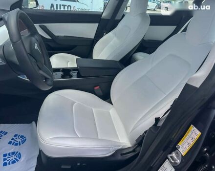 Тесла Модель 3, объемом двигателя 0 л и пробегом 111 тыс. км за 35950 $, фото 6 на Automoto.ua