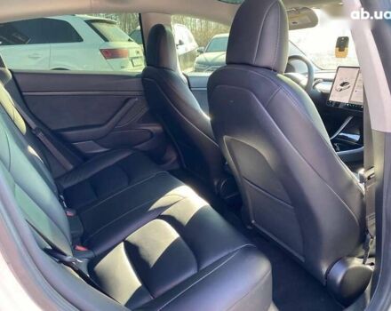 Тесла Модель 3, об'ємом двигуна 4.25 л та пробігом 75 тис. км за 18500 $, фото 20 на Automoto.ua
