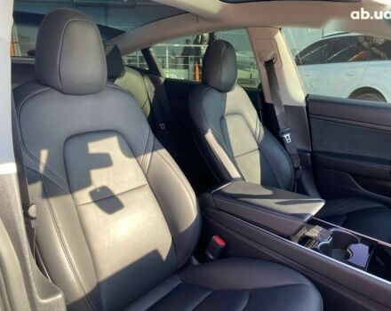Тесла Модель 3, об'ємом двигуна 4.25 л та пробігом 75 тис. км за 18500 $, фото 22 на Automoto.ua