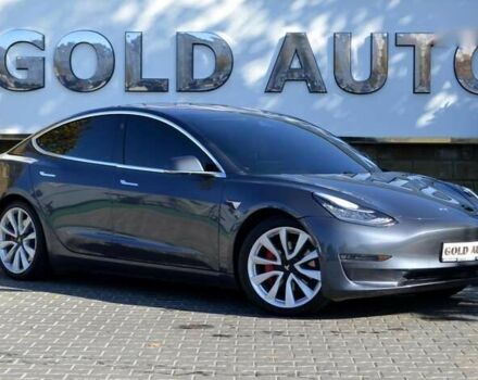 Тесла Модель 3, объемом двигателя 0 л и пробегом 94 тыс. км за 19500 $, фото 1 на Automoto.ua