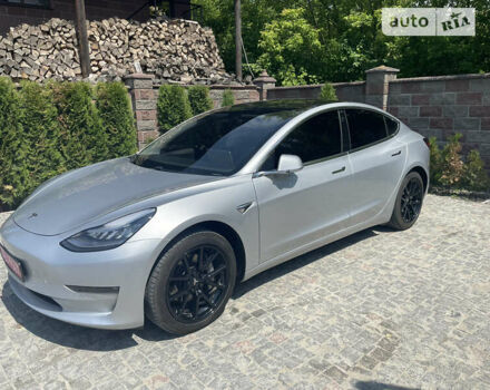Тесла Модель 3, объемом двигателя 0 л и пробегом 101 тыс. км за 16300 $, фото 11 на Automoto.ua