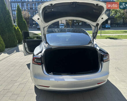 Тесла Модель 3, объемом двигателя 0 л и пробегом 189 тыс. км за 16500 $, фото 6 на Automoto.ua