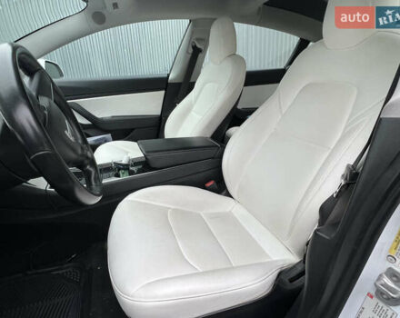 Тесла Модель 3, об'ємом двигуна 0 л та пробігом 143 тис. км за 16000 $, фото 4 на Automoto.ua
