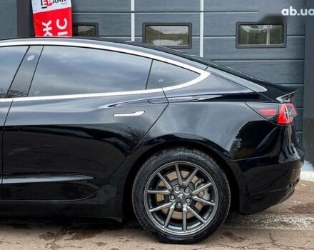 Тесла Модель 3, объемом двигателя 0 л и пробегом 115 тыс. км за 18500 $, фото 6 на Automoto.ua