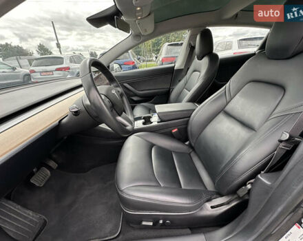 Тесла Модель 3, объемом двигателя 0 л и пробегом 126 тыс. км за 16500 $, фото 15 на Automoto.ua