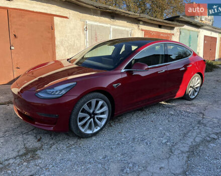 Тесла Модель 3, объемом двигателя 0 л и пробегом 113 тыс. км за 19000 $, фото 1 на Automoto.ua