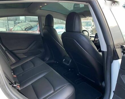 Тесла Модель 3, объемом двигателя 0 л и пробегом 106 тыс. км за 17000 $, фото 20 на Automoto.ua