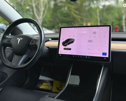 Тесла Модель 3, объемом двигателя 0 л и пробегом 101 тыс. км за 17499 $, фото 13 на Automoto.ua