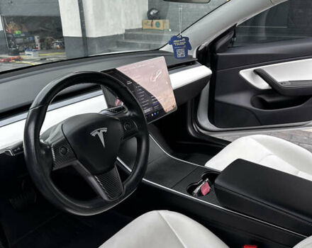 Тесла Модель 3 2018 у Дубно на Automoto.ua Тесла Модель 3, об'ємом двигуна 0 л та пробігом 199 тис. км за 15999 $, фото 12 на Automoto.ua