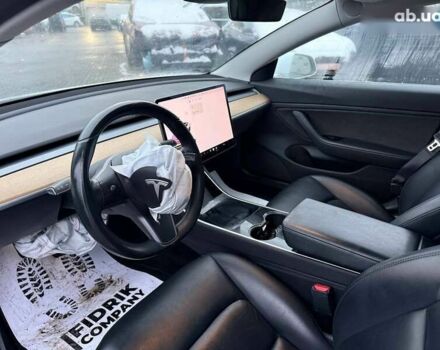 Тесла Модель 3, объемом двигателя 0 л и пробегом 123 тыс. км за 12800 $, фото 18 на Automoto.ua