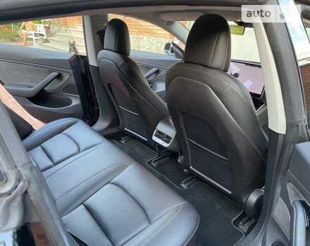 Тесла Модель 3, объемом двигателя 0 л и пробегом 90 тыс. км за 17800 $, фото 9 на Automoto.ua