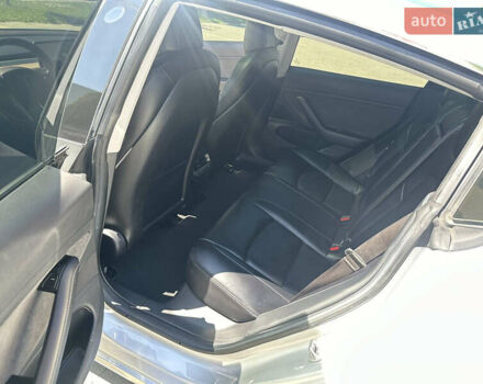 Тесла Модель 3, объемом двигателя 0 л и пробегом 189 тыс. км за 16500 $, фото 5 на Automoto.ua