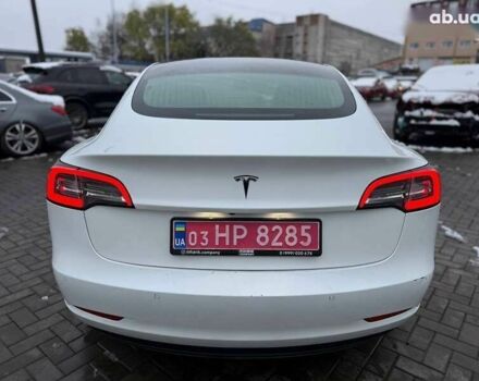 Тесла Модель 3, объемом двигателя 0 л и пробегом 123 тыс. км за 12800 $, фото 2 на Automoto.ua