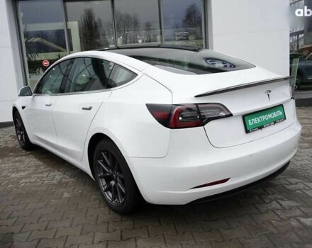 Тесла Модель 3, объемом двигателя 0 л и пробегом 135 тыс. км за 16499 $, фото 5 на Automoto.ua