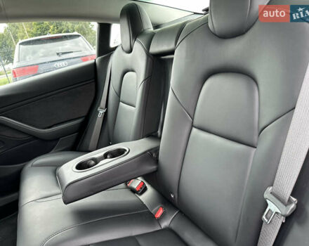 Тесла Модель 3, объемом двигателя 0 л и пробегом 126 тыс. км за 16500 $, фото 17 на Automoto.ua