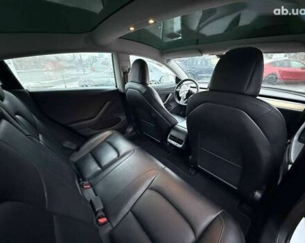Тесла Модель 3, объемом двигателя 0 л и пробегом 123 тыс. км за 12800 $, фото 22 на Automoto.ua