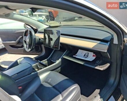 Тесла Модель 3, об'ємом двигуна 0 л та пробігом 150 тис. км за 8500 $, фото 1 на Automoto.ua