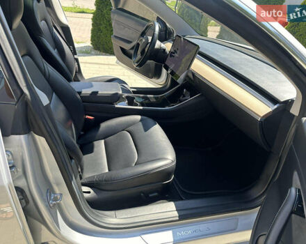 Тесла Модель 3, объемом двигателя 0 л и пробегом 189 тыс. км за 16500 $, фото 10 на Automoto.ua