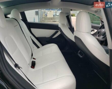 Тесла Модель 3, объемом двигателя 0 л и пробегом 115 тыс. км за 6900 $, фото 9 на Automoto.ua