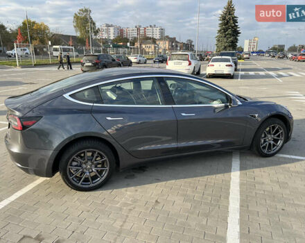 Тесла Модель 3, объемом двигателя 0 л и пробегом 100 тыс. км за 17500 $, фото 3 на Automoto.ua