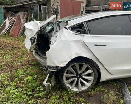 Тесла Модель 3, об'ємом двигуна 0 л та пробігом 400 тис. км за 6800 $, фото 5 на Automoto.ua