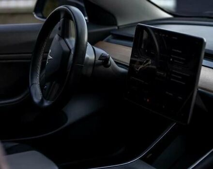 Тесла Модель 3, объемом двигателя 0 л и пробегом 112 тыс. км за 24000 $, фото 16 на Automoto.ua