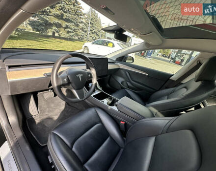 Тесла Модель 3, объемом двигателя 0 л и пробегом 128 тыс. км за 18200 $, фото 7 на Automoto.ua