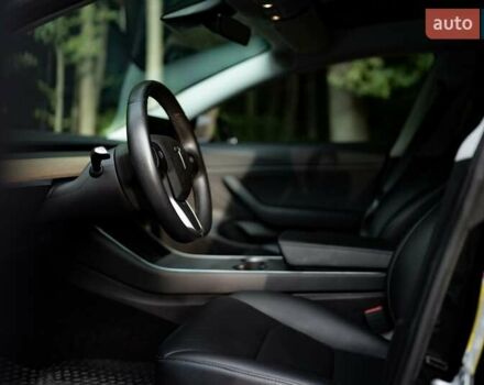 Тесла Модель 3, объемом двигателя 0 л и пробегом 112 тыс. км за 24000 $, фото 23 на Automoto.ua