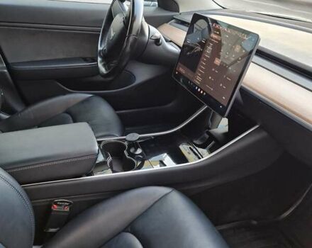 Тесла Модель 3, объемом двигателя 0 л и пробегом 84 тыс. км за 21450 $, фото 2 на Automoto.ua