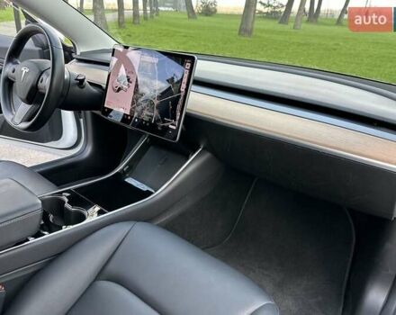 Тесла Модель 3, объемом двигателя 0 л и пробегом 47 тыс. км за 21500 $, фото 32 на Automoto.ua