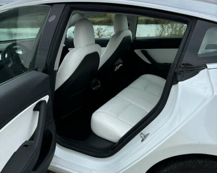 Тесла Модель 3, объемом двигателя 0 л и пробегом 125 тыс. км за 21000 $, фото 3 на Automoto.ua