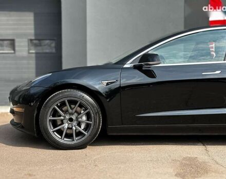 Тесла Модель 3, объемом двигателя 0 л и пробегом 65 тыс. км за 19500 $, фото 2 на Automoto.ua