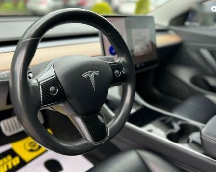 Тесла Модель 3, объемом двигателя 0 л и пробегом 130 тыс. км за 17600 $, фото 18 на Automoto.ua