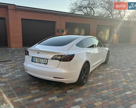 Тесла Модель 3, объемом двигателя 0 л и пробегом 87 тыс. км за 18500 $, фото 3 на Automoto.ua