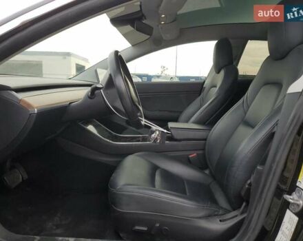 Тесла Модель 3, объемом двигателя 0 л и пробегом 70 тыс. км за 10200 $, фото 6 на Automoto.ua