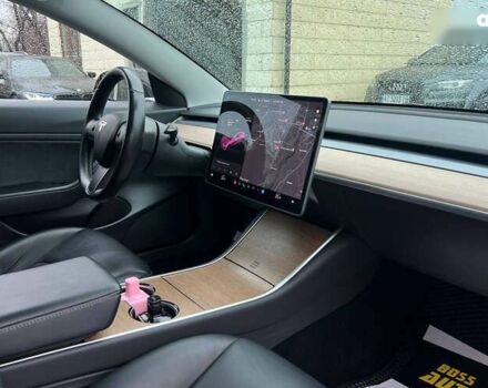 Тесла Модель 3, объемом двигателя 0 л и пробегом 95 тыс. км за 16800 $, фото 18 на Automoto.ua